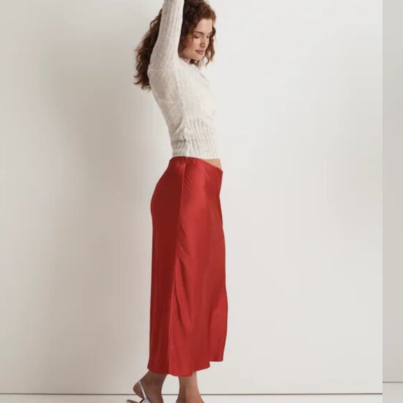 Madewell Layton Midi Slip Skirt in Satin - Picture 3 of 10